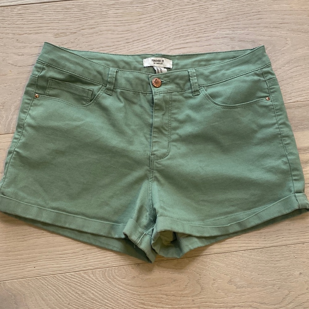 Forever 21 sage green shorts